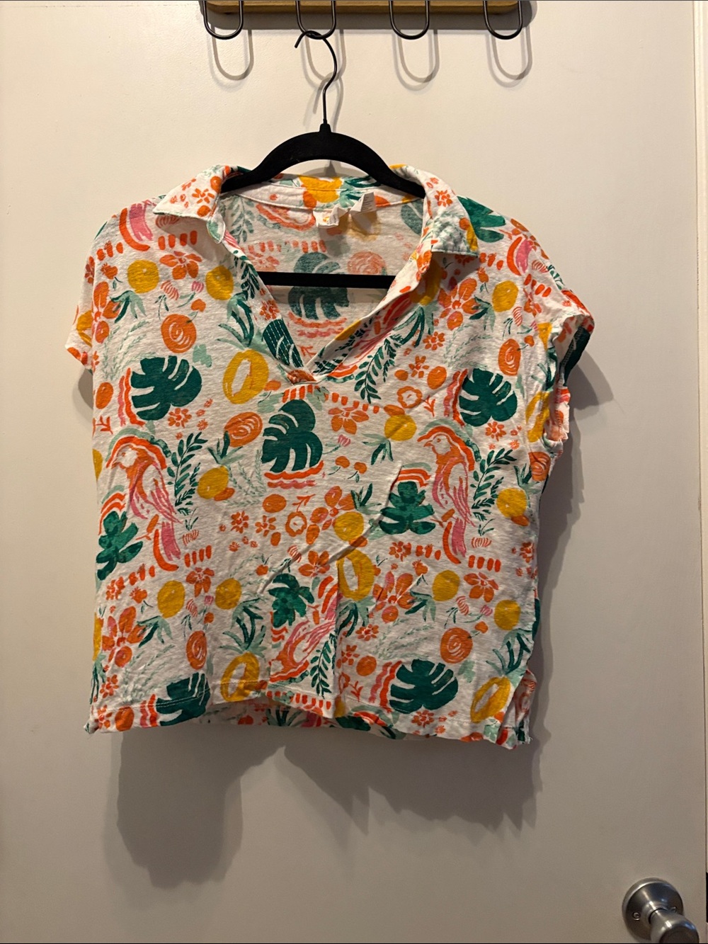 C&C California Boho 100% Linen Parrot Print Short Sleeve Shirt Size Large